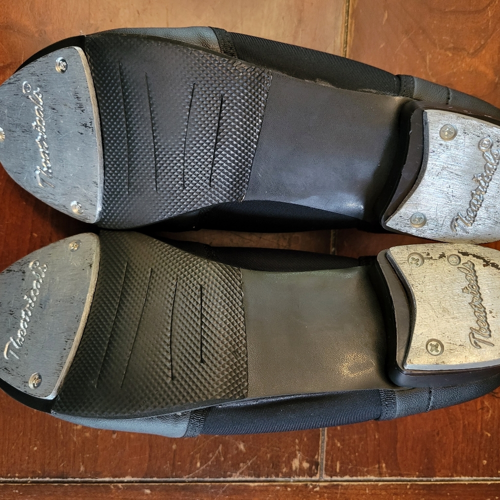 Slip on tap shoes
